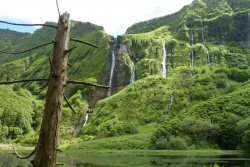 Azoren-Wasserfall
